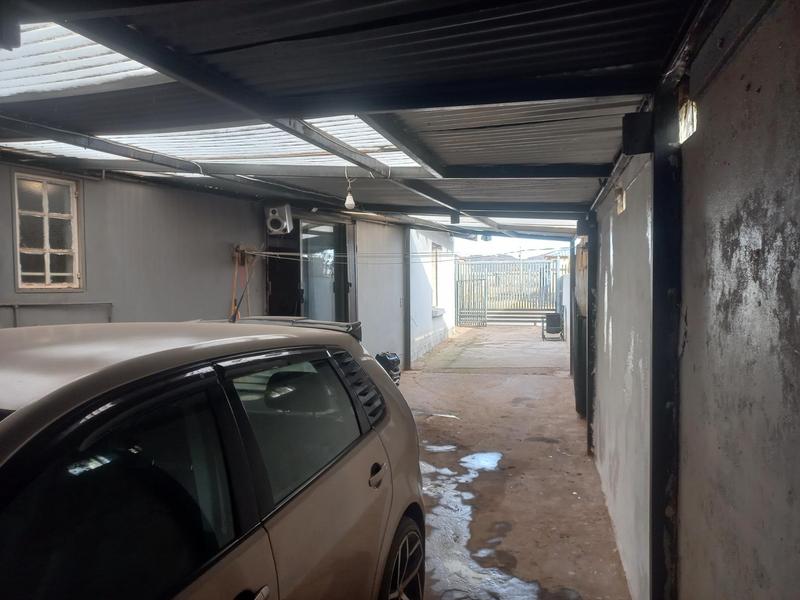 4 Bedroom Property for Sale in Aloevale Eastern Cape